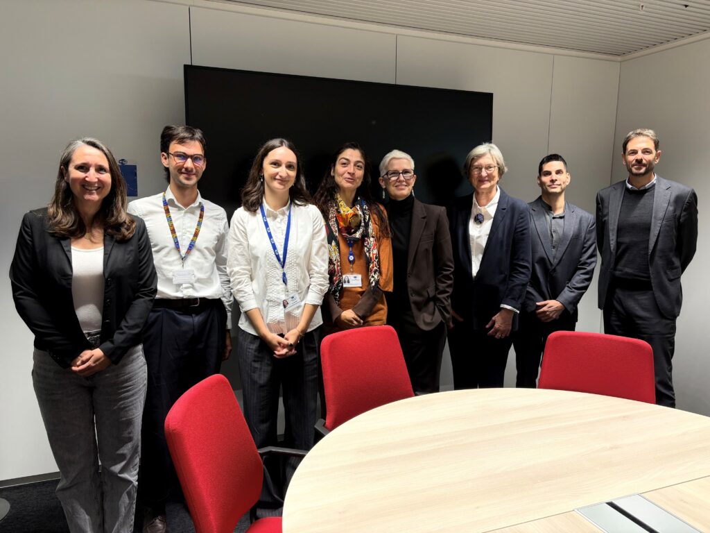 Group photo of the 8 participants in this meeting